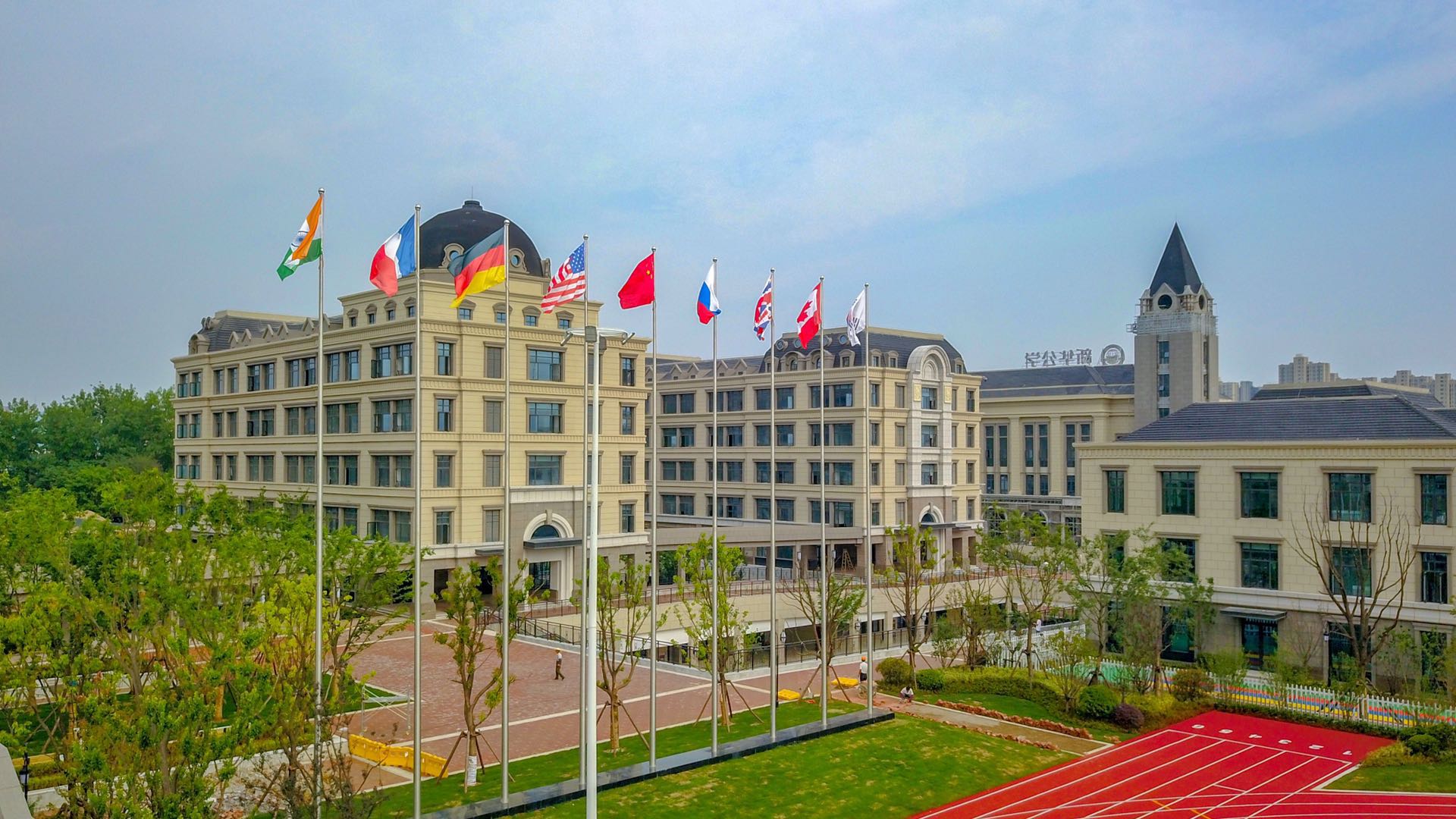 熱烈祝賀新華學(xué)子在澳大利亞數(shù)學(xué)競(jìng)賽（AMC）中榮獲佳績(jī)！