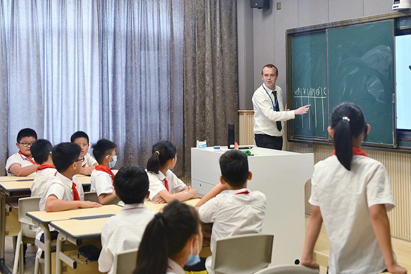 喜獲佳績！合肥新華公學優(yōu)秀教師是怎樣煉成的